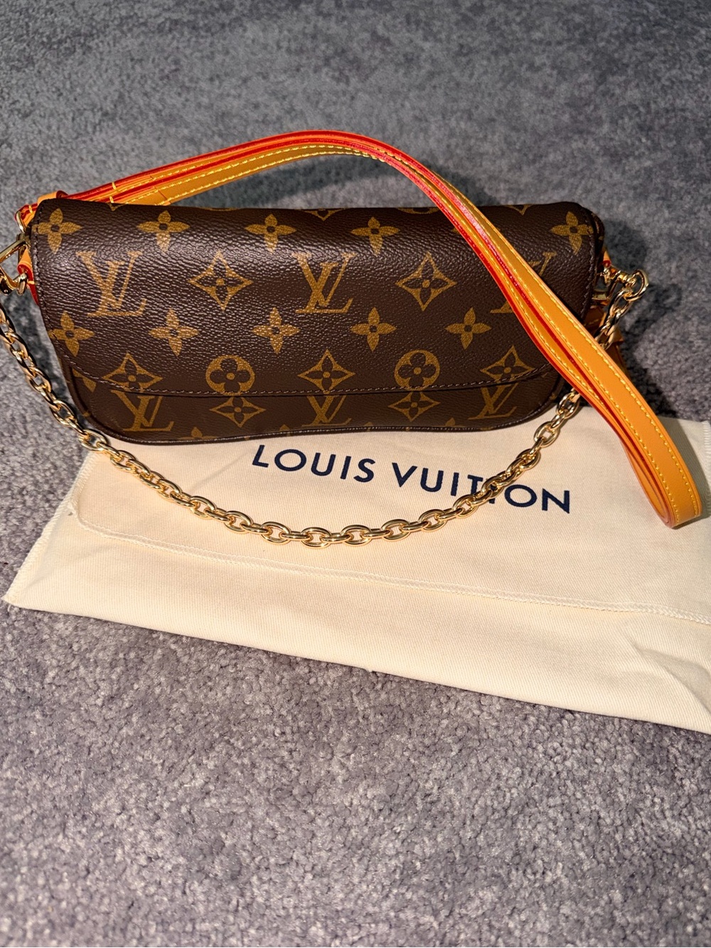 Louis Vuitton Monogram Wallet On Chain